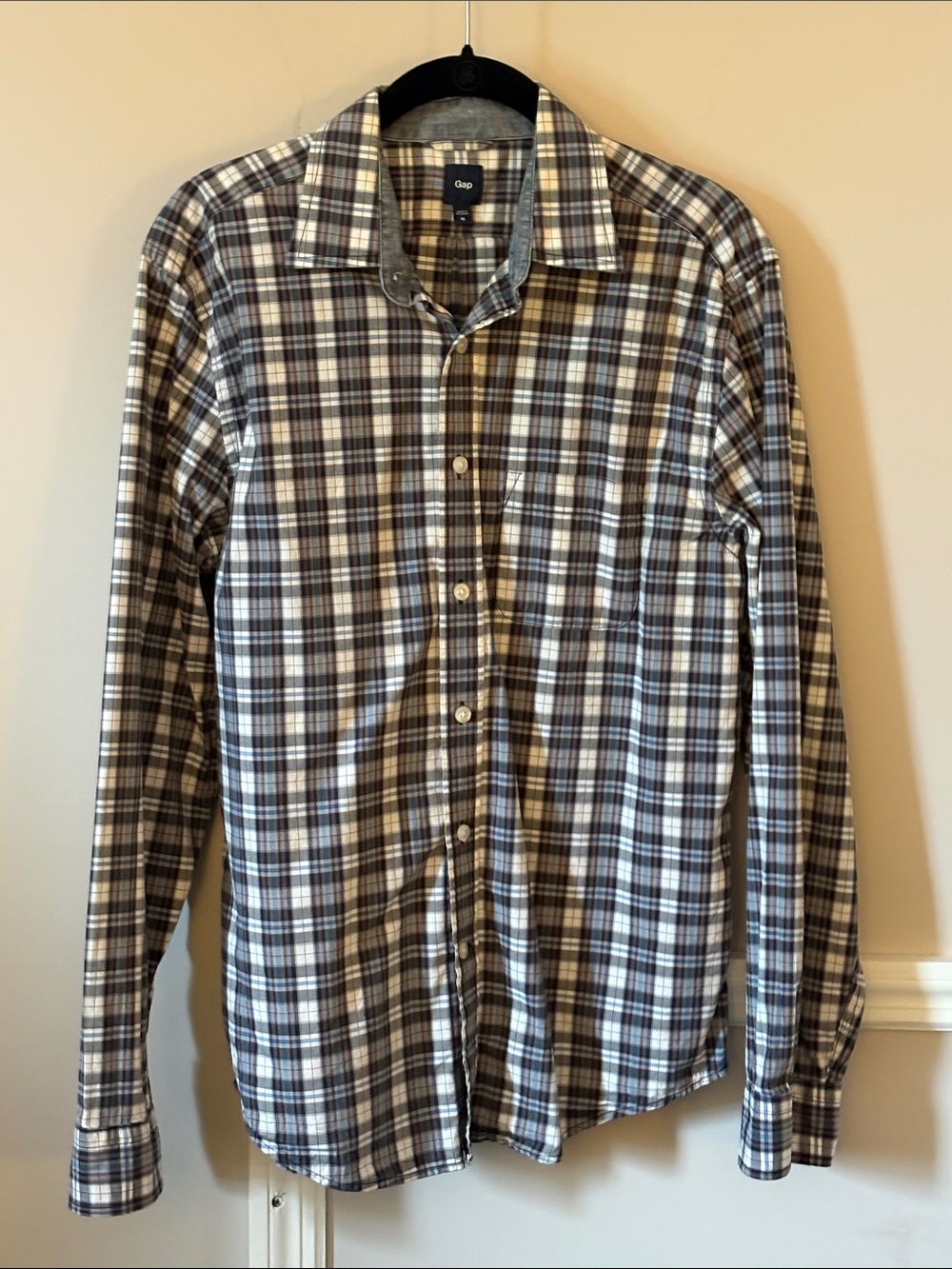 GAP Men's Dark Gray/Blue Plaid Button-Down Shirt